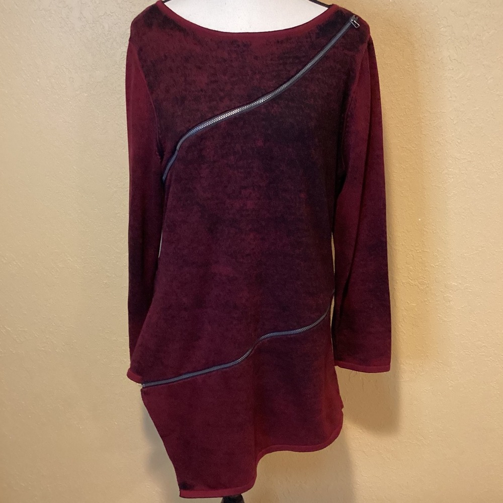 Peter Nygard "The Zipper Sweater", Red/Black, Asymmetric Tunic‎ Sweater, Medium